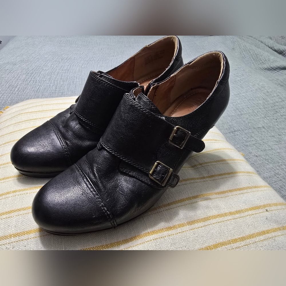 Clarks Black Leather Ankle Booties
